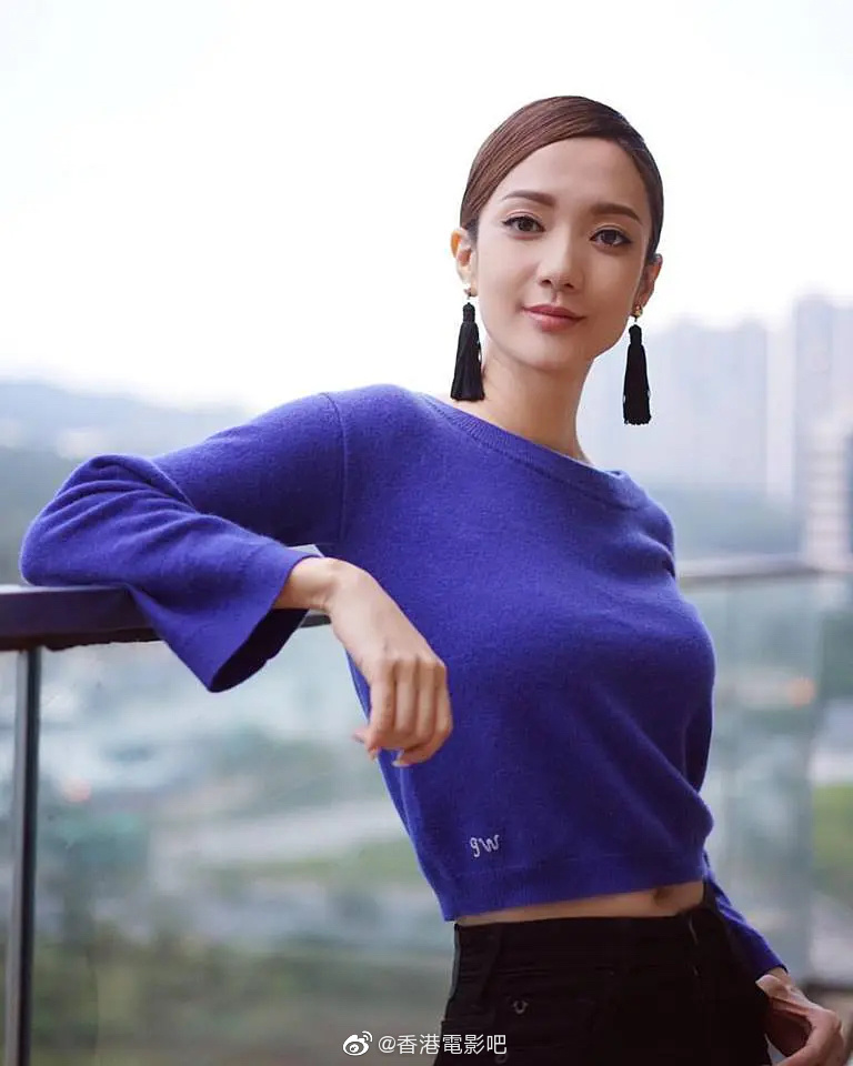 王君馨宣布离巢无线