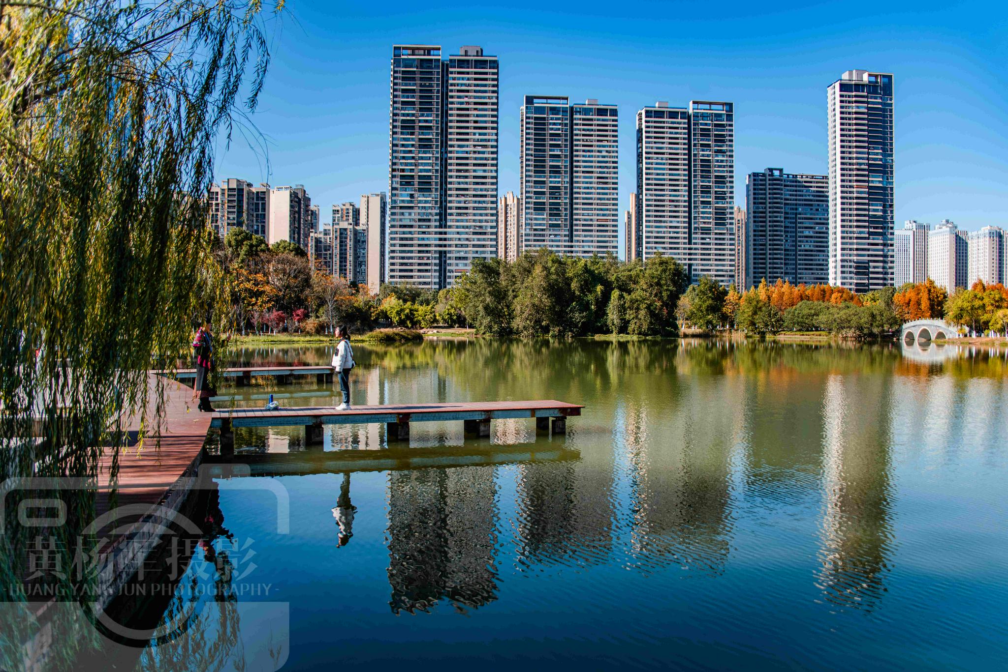 中国未来最吃香的城市北上南下高铁已开通公园美丽发展建设快