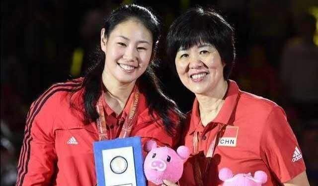 六个半小时的手术,告别绷带女王称号,颜妮,祝你从此不再有伤病休闲区蓝鸢梦想 - Www.slyday.coM 六个半小时的手术,告别绷带女王称号,颜妮,祝你从此不再有伤病休闲区蓝鸢梦想 - Www.slyday.coM