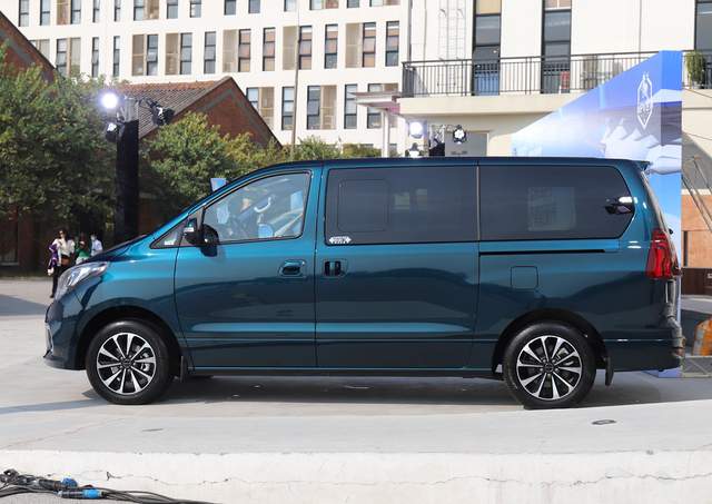 东风新款7座mpv上市全面换装20t长城动力1469万起