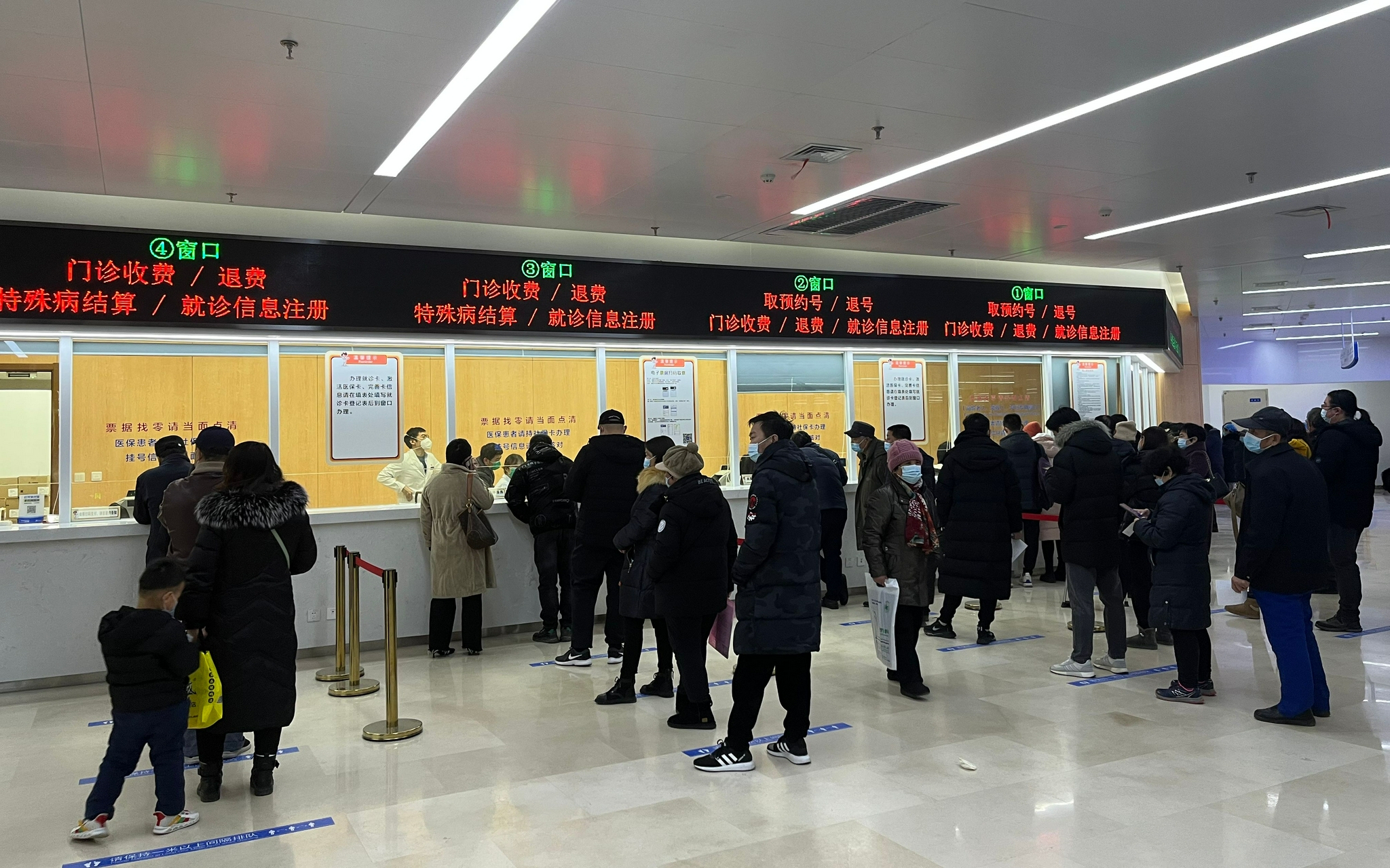 北大医院、协助就诊黄牛票贩子号贩子一个电话的简单介绍