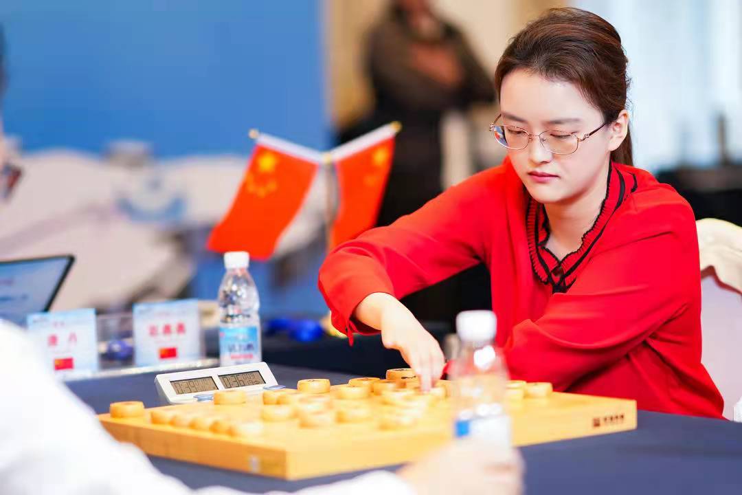铁血丹鑫象棋双人赛夺冠唐丹感谢成都举办这样一个特别的比赛