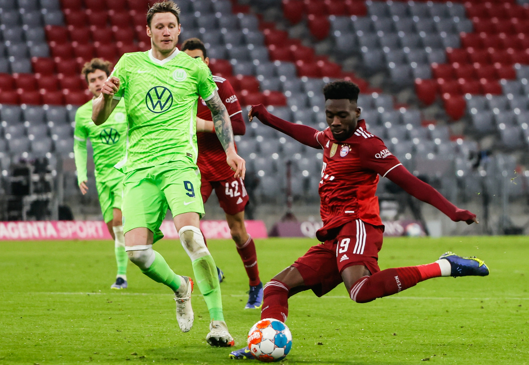 足球德甲拜仁胜沃尔夫斯堡