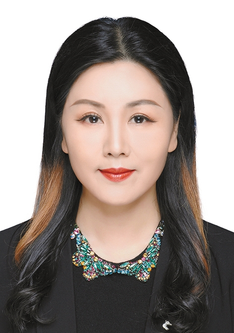 侯红琴   西安三意社有限公司党支部书记,执行董事