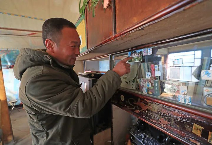 俩月吸粉1600多万！“张同学”到底是谁？休闲区蓝鸢梦想 - Www.slyday.coM