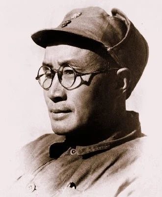 24岁右眼失明，36岁留学，这位“军神”还是一名翻译家！｜回眸百年 致敬青春休闲区蓝鸢梦想 - Www.slyday.coM