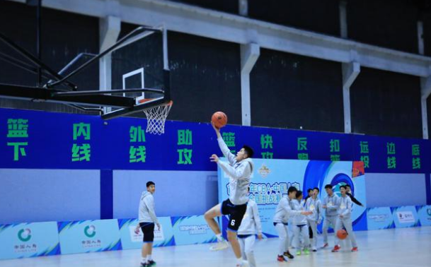 正式回归！山东队功勋教练重返CBA赛场，能否帮助宫鲁鸣走出困境休闲区蓝鸢梦想 - Www.slyday.coM