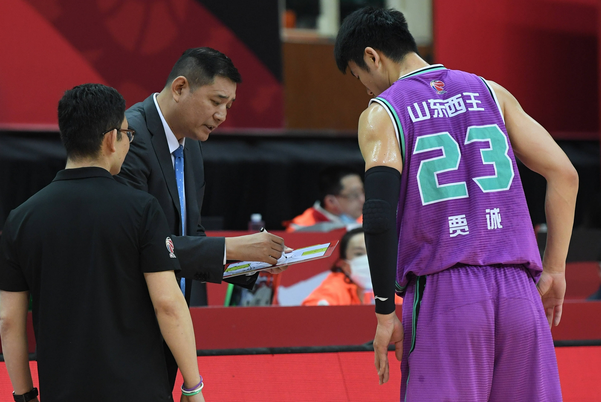 正式回归！山东队功勋教练重返CBA赛场，能否帮助宫鲁鸣走出困境休闲区蓝鸢梦想 - Www.slyday.coM