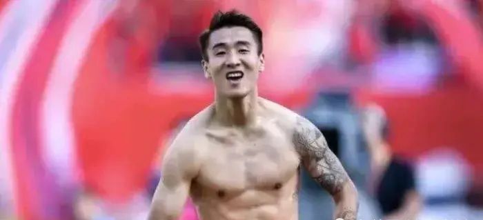 广州队雪上加霜,韦世豪或伤停缺阵!能否破局或许需要一点运气了休闲区蓝鸢梦想 - Www.slyday.coM 广州队雪上加霜,韦世豪或伤停缺阵!能否破局或许需要一点运气了休闲区蓝鸢梦想 - Www.slyday.coM