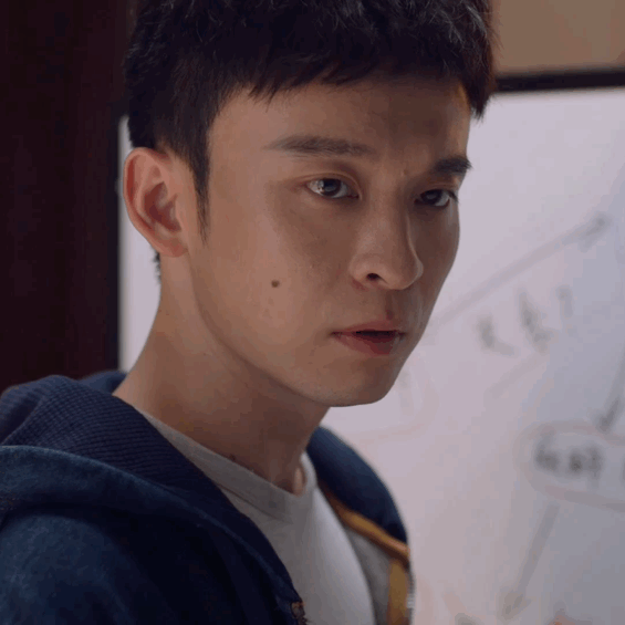 谁是凶手董子健眼神变化演技真的不错