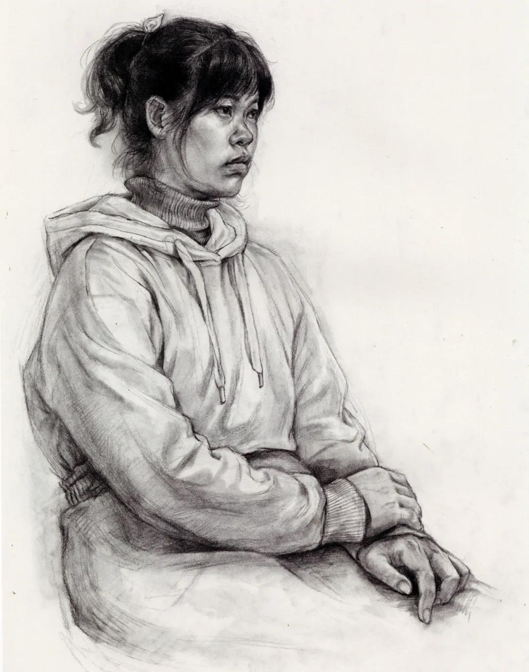 21届中国美院素描半身像