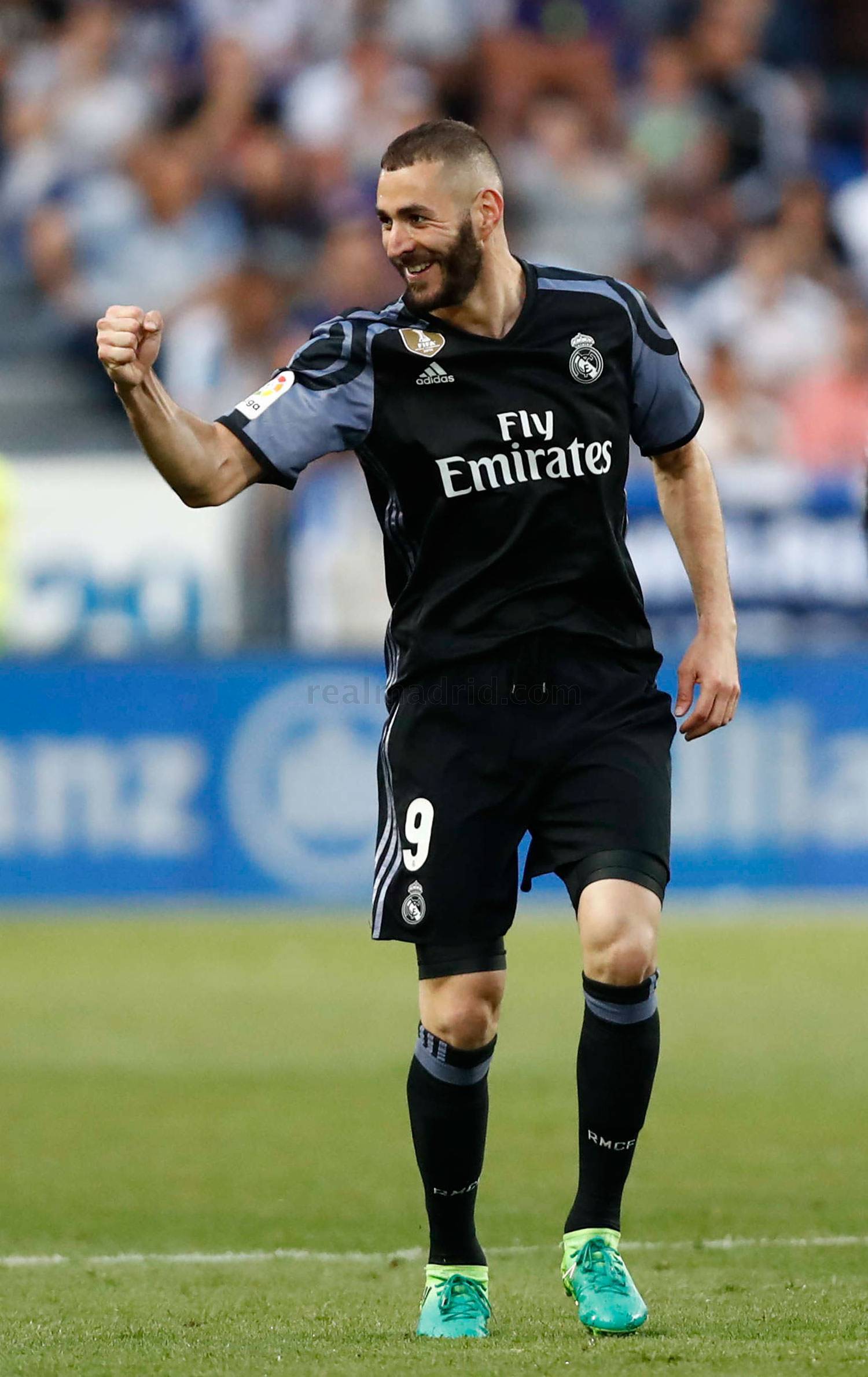 本泽马366466岁生日快乐