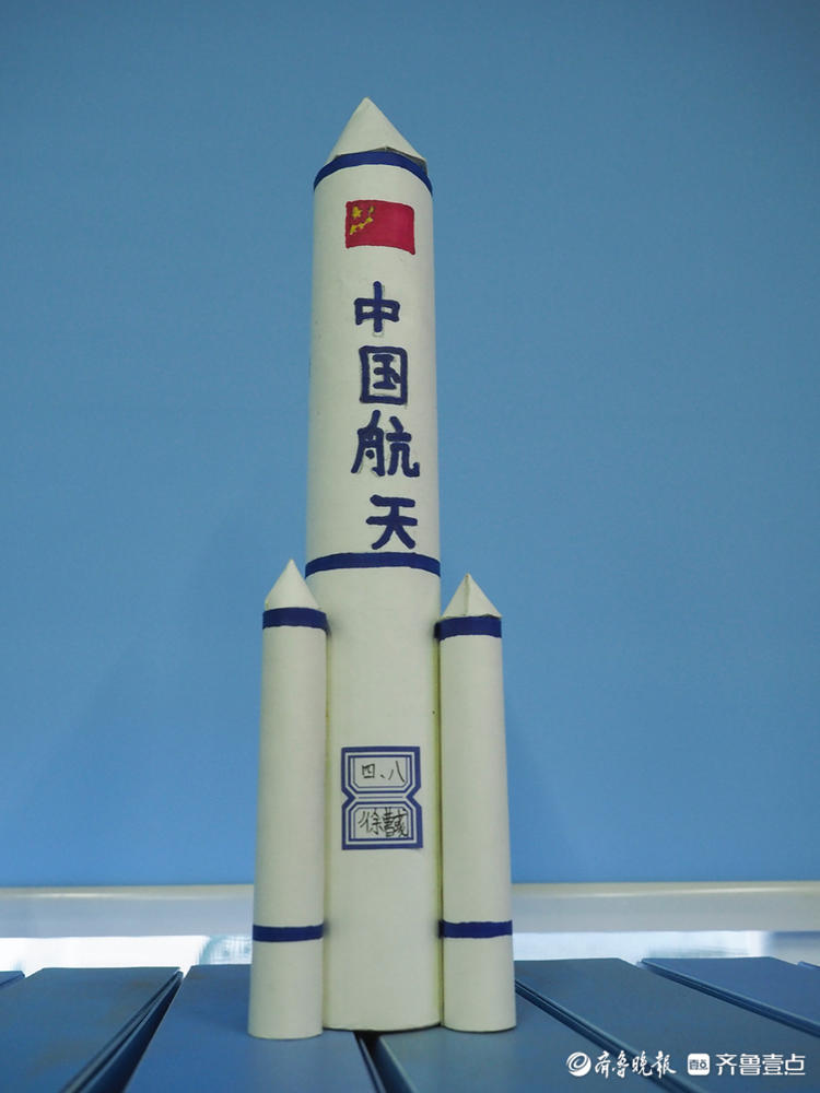 12月9日,中国空间站航天员"天宫课堂"第一课在青少年中引发新一轮"