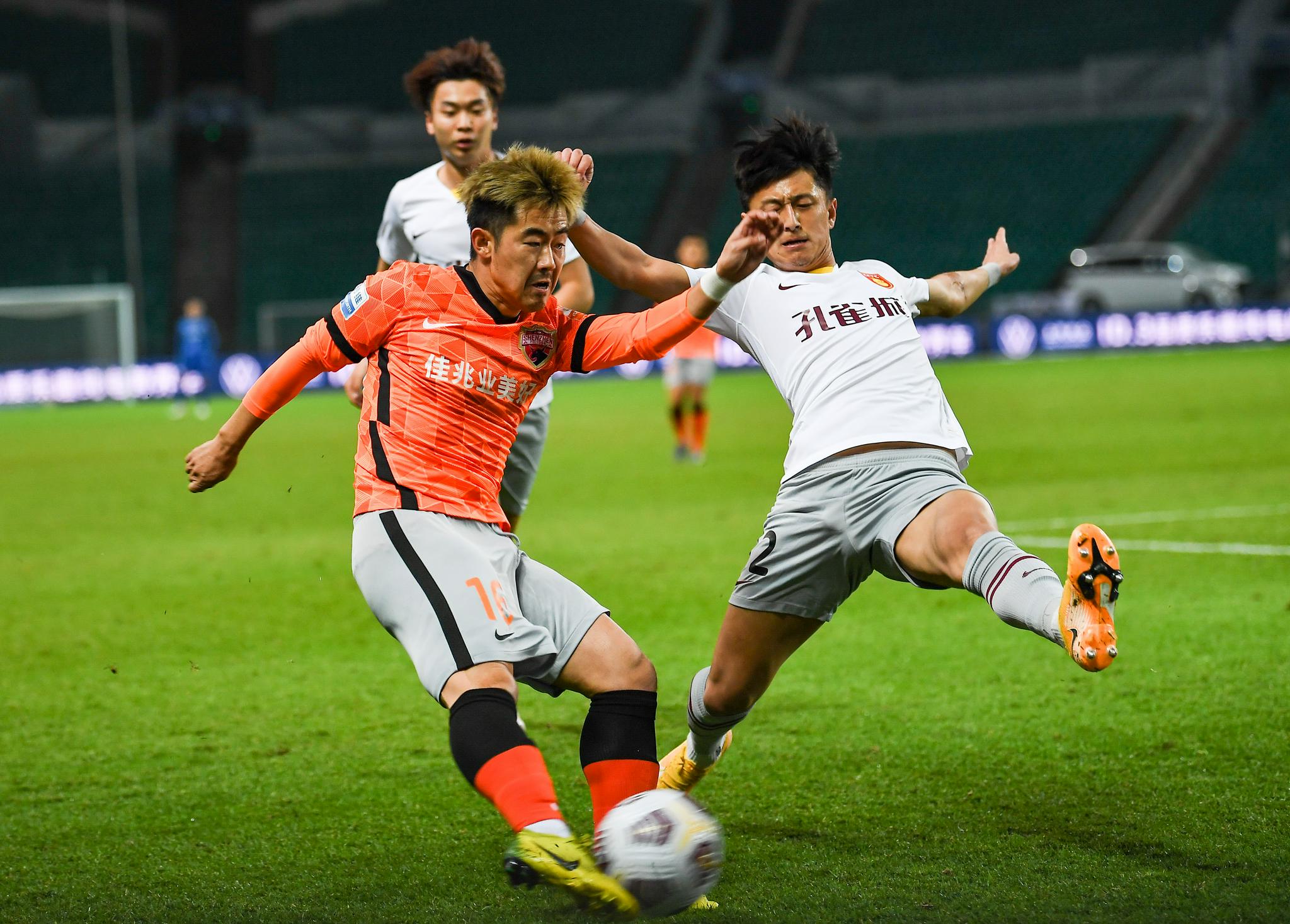 足球——中超:深圳队胜河北队|深圳队|河北队|中超_新浪新闻