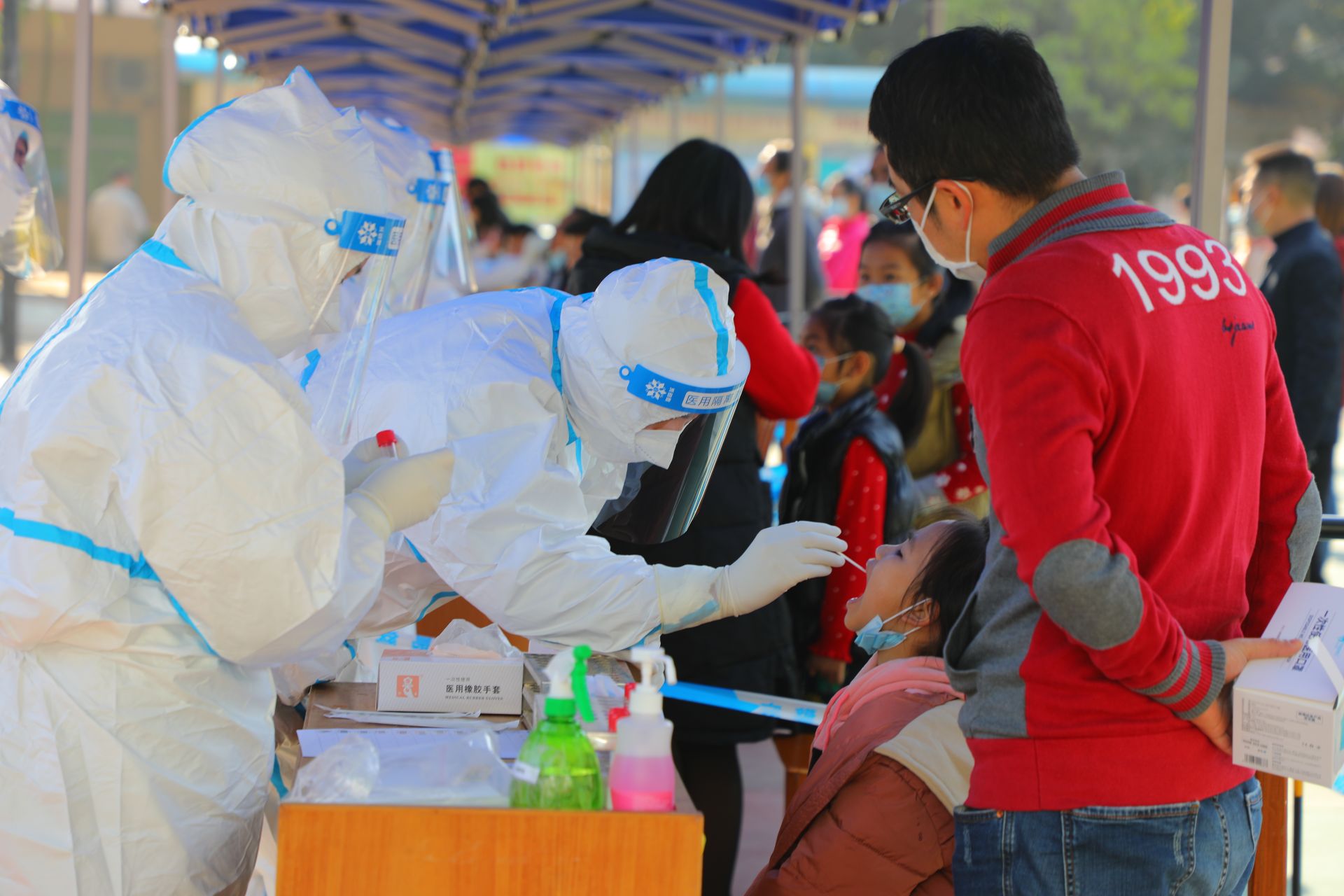 常平举行新冠病毒核酸检测全覆盖应急演练