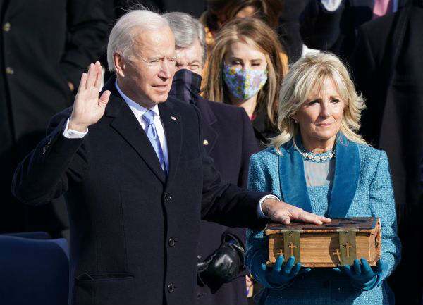 拜登1月20日在华盛顿国会大厦宣誓就职。（路透社）