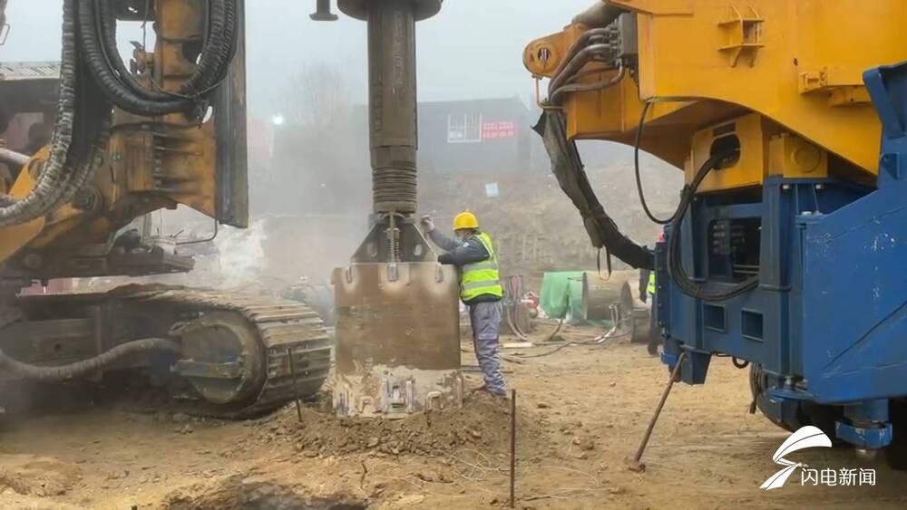 栖霞金矿事故救援最新进展10号救生孔已打钻深度18米