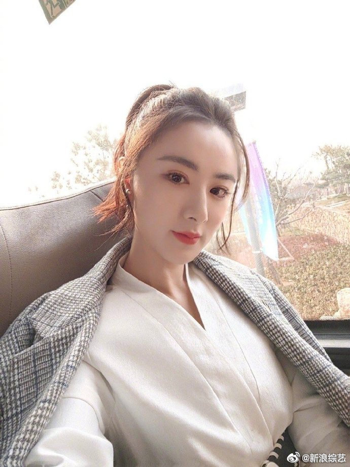 12月20日，后，薇娅公司在工作群里向员工通报情况……休闲区蓝鸢梦想 - Www.slyday.coM