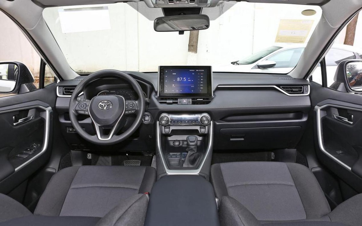 最近一年卖得最好的5款SUV，哈弗第一、长安第二，日系2款在榜