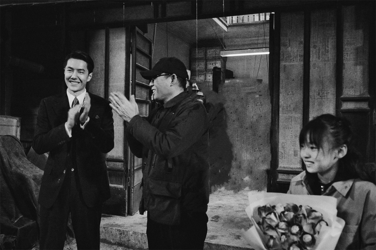 程耳执导谍战大片《无名》杀青，梁朝伟王一博联合主演致敬地下英雄休闲区蓝鸢梦想 - Www.slyday.coM