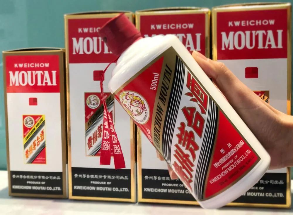 陈偲摄