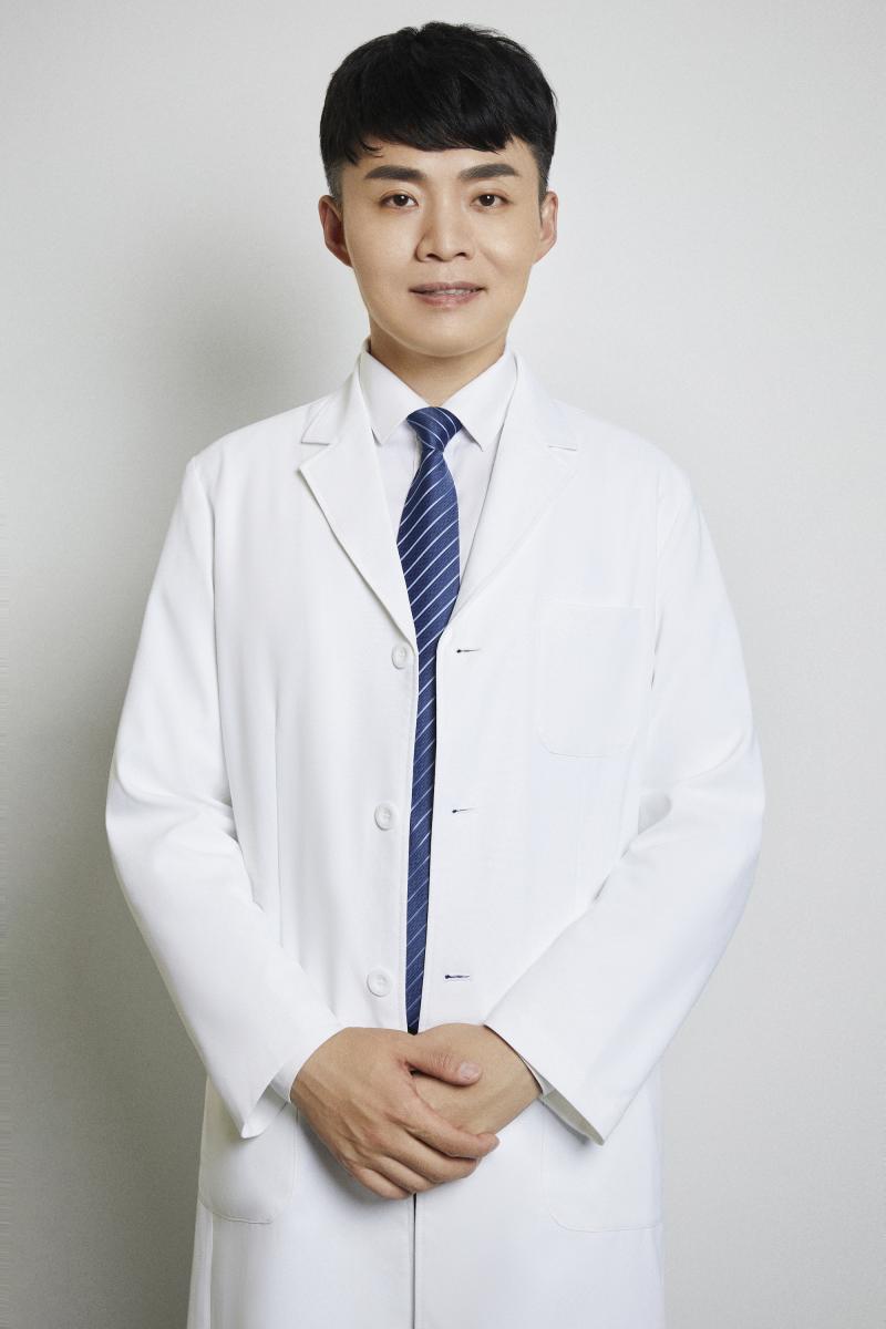 北京朝阳医院陶勇:把光明捧在手中 照亮每个人的脸庞|陶勇|眼科|北京