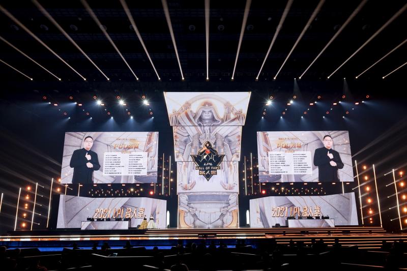 罗杰杜彼特别呈现2021英雄联盟职业联赛lpl名人堂
