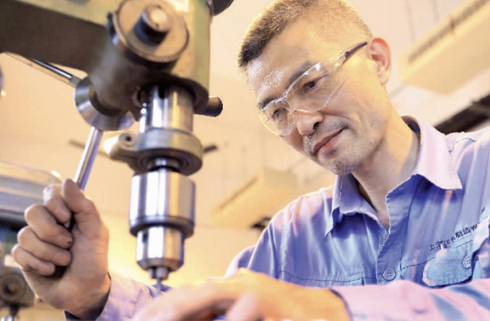 劳模讲党史|全国劳模,中国商飞上海飞机制造有限公司胡双钱:我和我的