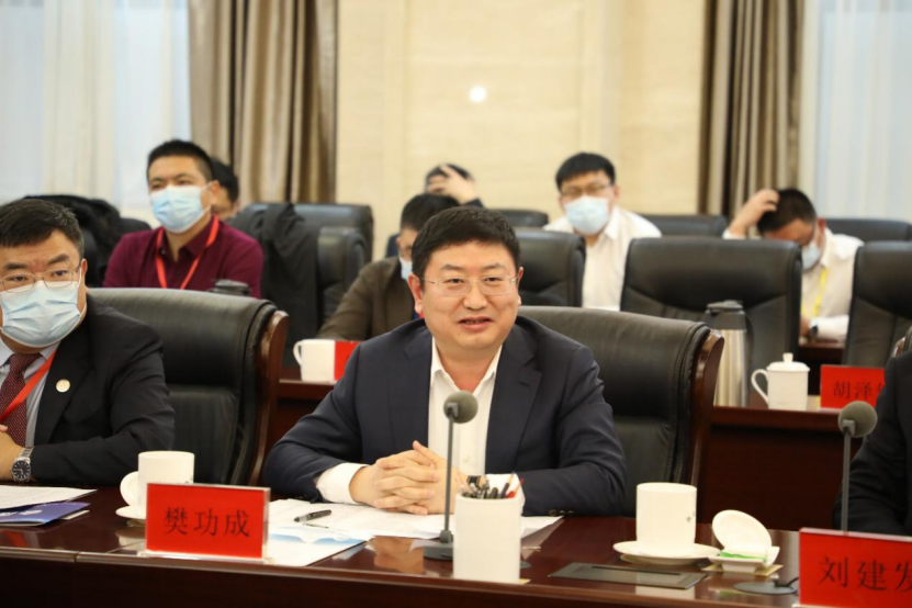 盘古智库双碳产业联盟呼和浩特行低碳绿色高质量发展座谈会成功举办