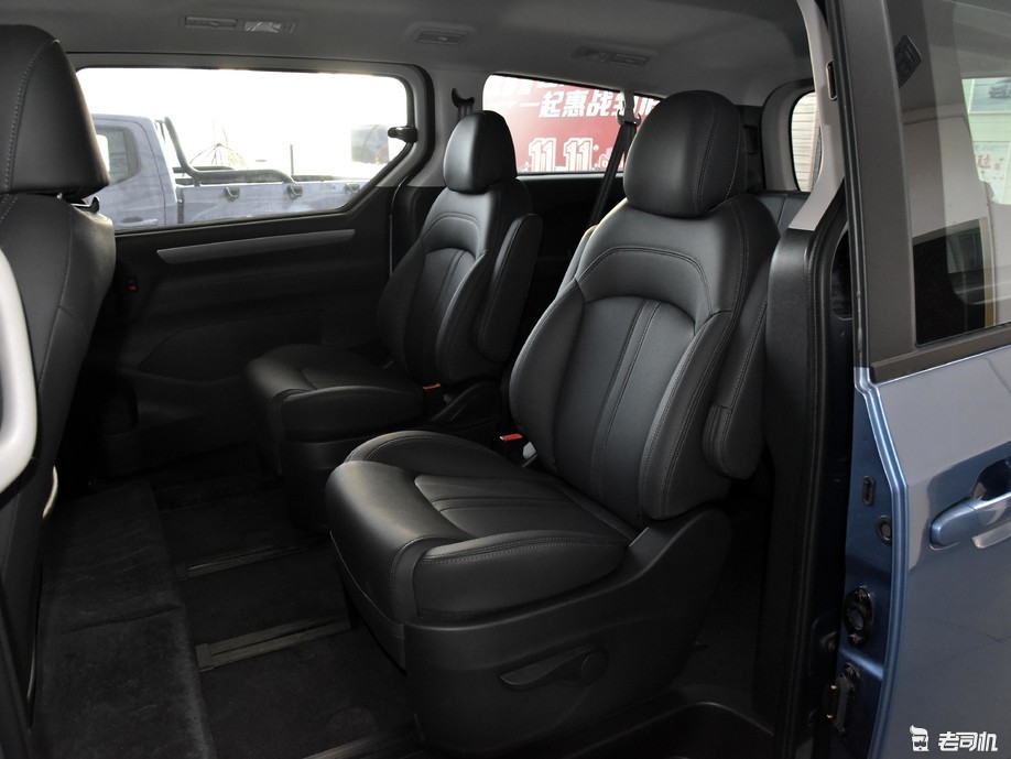 花小钱也能得到大空间 小哥带你一起看上汽大通maxus g10-新浪汽车