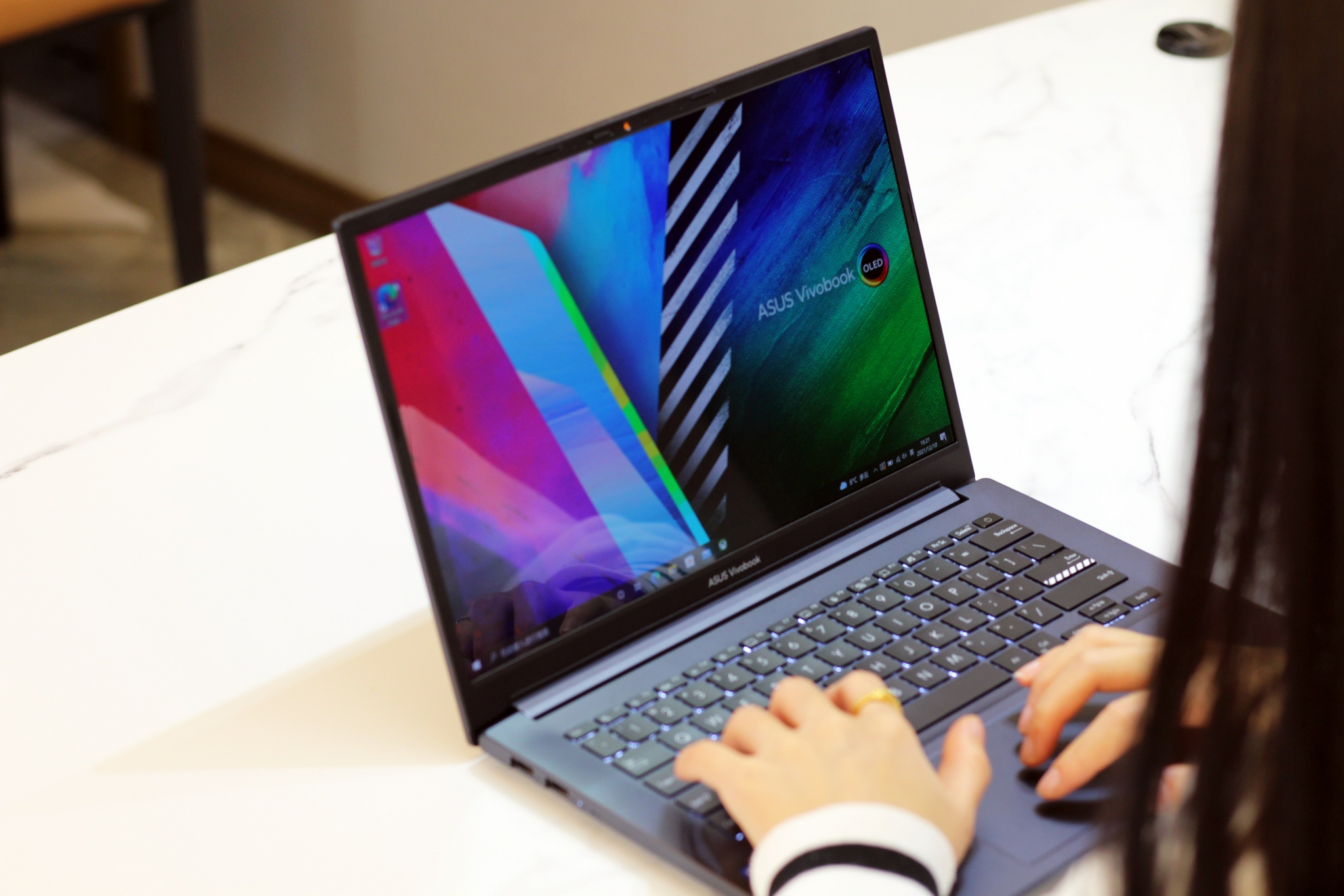 屏幕轻薄性能共存五千档华硕无畏pro14酷睿版轻薄本体验