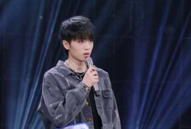 2021年被曝私生活混乱的八大明星,看看都有谁?休闲区蓝鸢梦想 - Www.slyday.coM 2021年被曝私生活混乱的八大明星,看看都有谁?休闲区蓝鸢梦想 - Www.slyday.coM