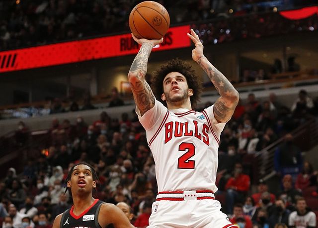 鲍尔5抢断,德罗赞0失误,伍德23 11也没招|伍德|鲍尔|德罗赞_新浪新闻