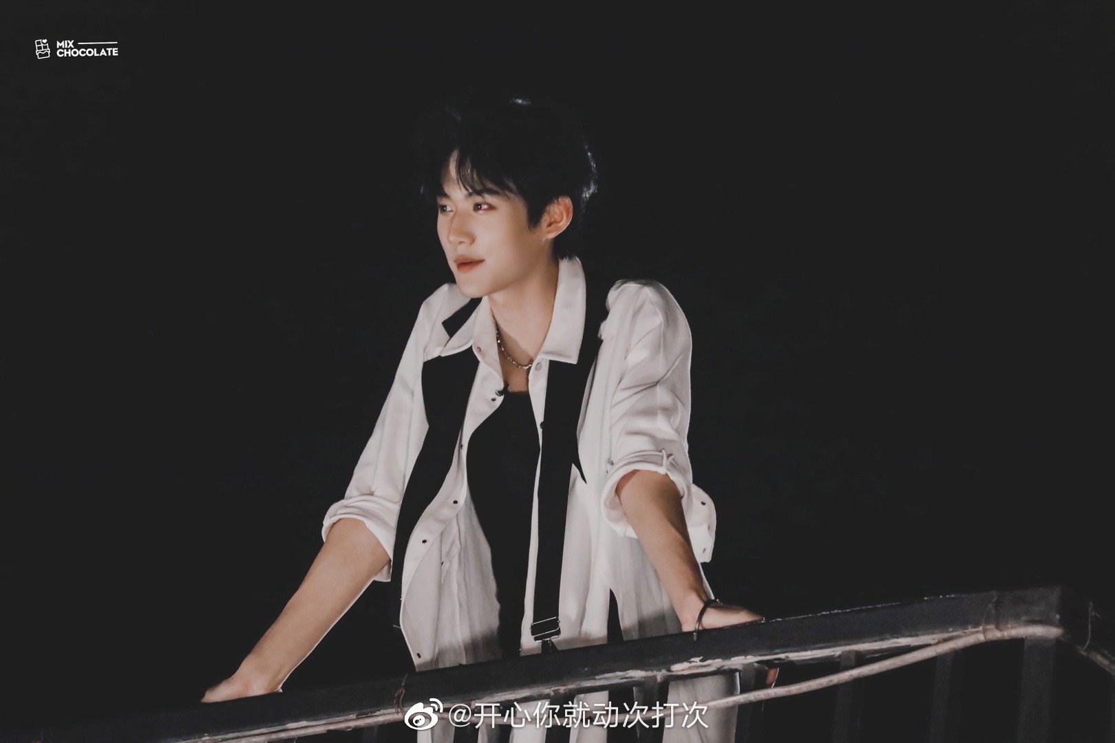 看到周柯宇这组图我真的求求他快去演偶像剧