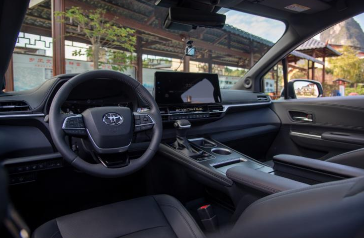 40岁男人最终归宿？盘点4款合资MPV，17-30万谁才是带娃神车