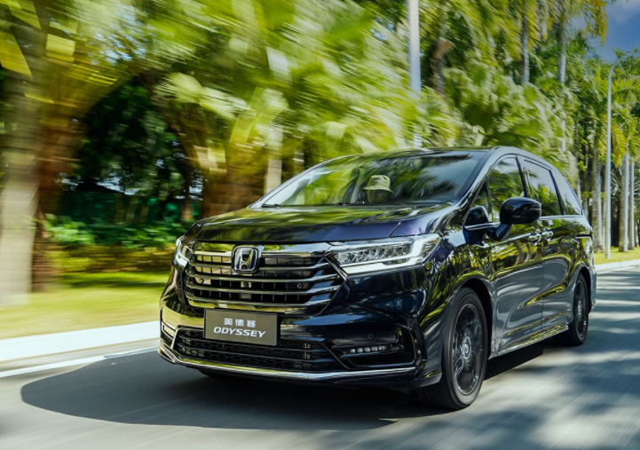 40岁男人最终归宿？盘点4款合资MPV，17-30万谁才是带娃神车