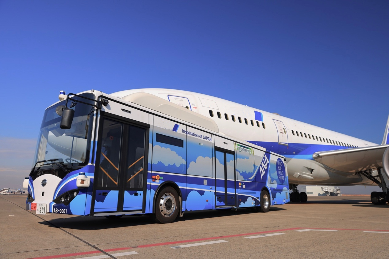 机场摆渡车有啥黑科技空闲廊桥不用为什么非要用摆渡车