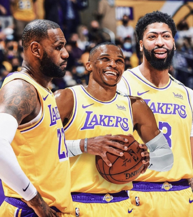 湖人赛后采访谜?詹姆斯拒绝采访,威少、安东尼、阿里扎各抒胸臆休闲区蓝鸢梦想 - Www.slyday.coM 湖人赛后采访谜?詹姆斯拒绝采访,威少、安东尼、阿里扎各抒胸臆休闲区蓝鸢梦想 - Www.slyday.coM