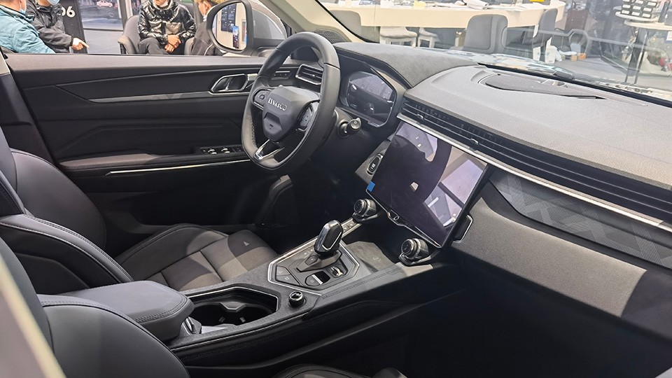 顶配落地21万出头，降价1万的领克01值得入手？