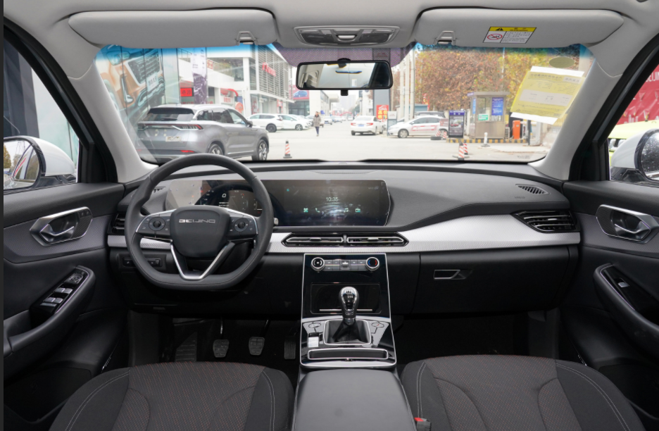 超值国产SUV谁更值得买？北京X7对比欧尚X5