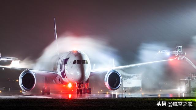 波音前11个月交付302架飞机，今年有望翻翻，但还需要解决787问题休闲区蓝鸢梦想 - Www.slyday.coM