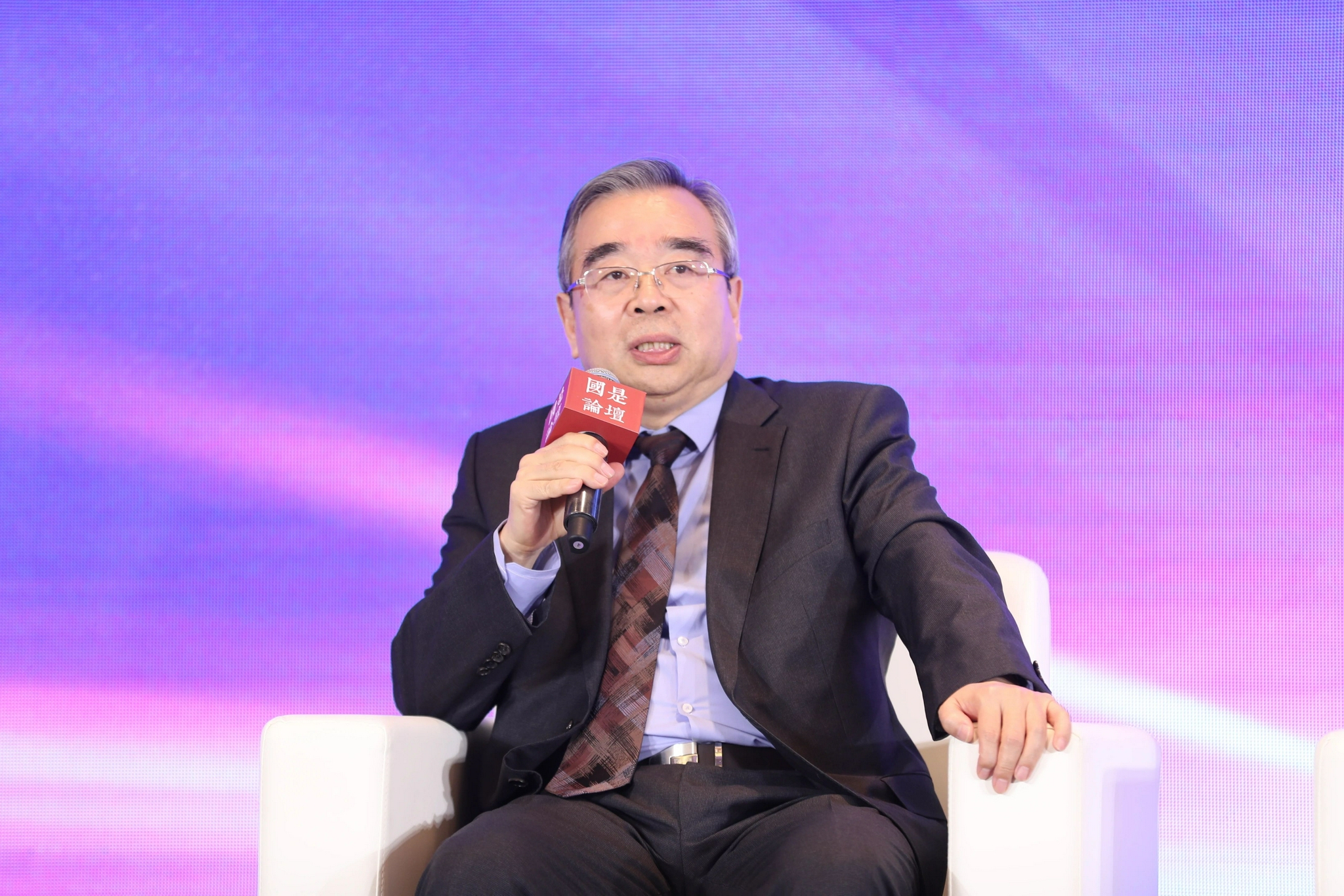 商务部原副部长魏建国:实现共同富裕首先要克服三大误区