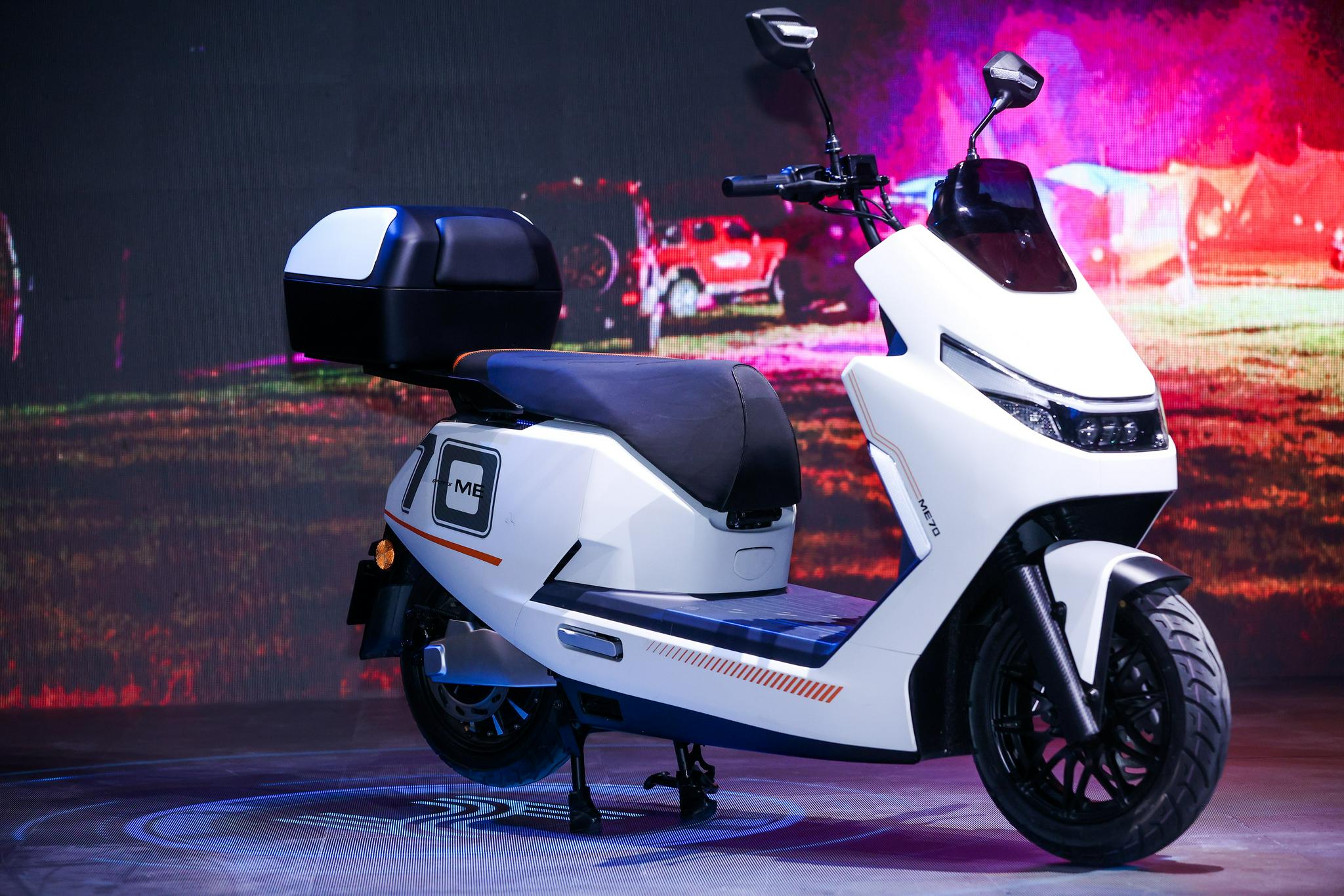 哈啰电动车发布智能新品me70,2021年门店数量超3000家|电动车|智能