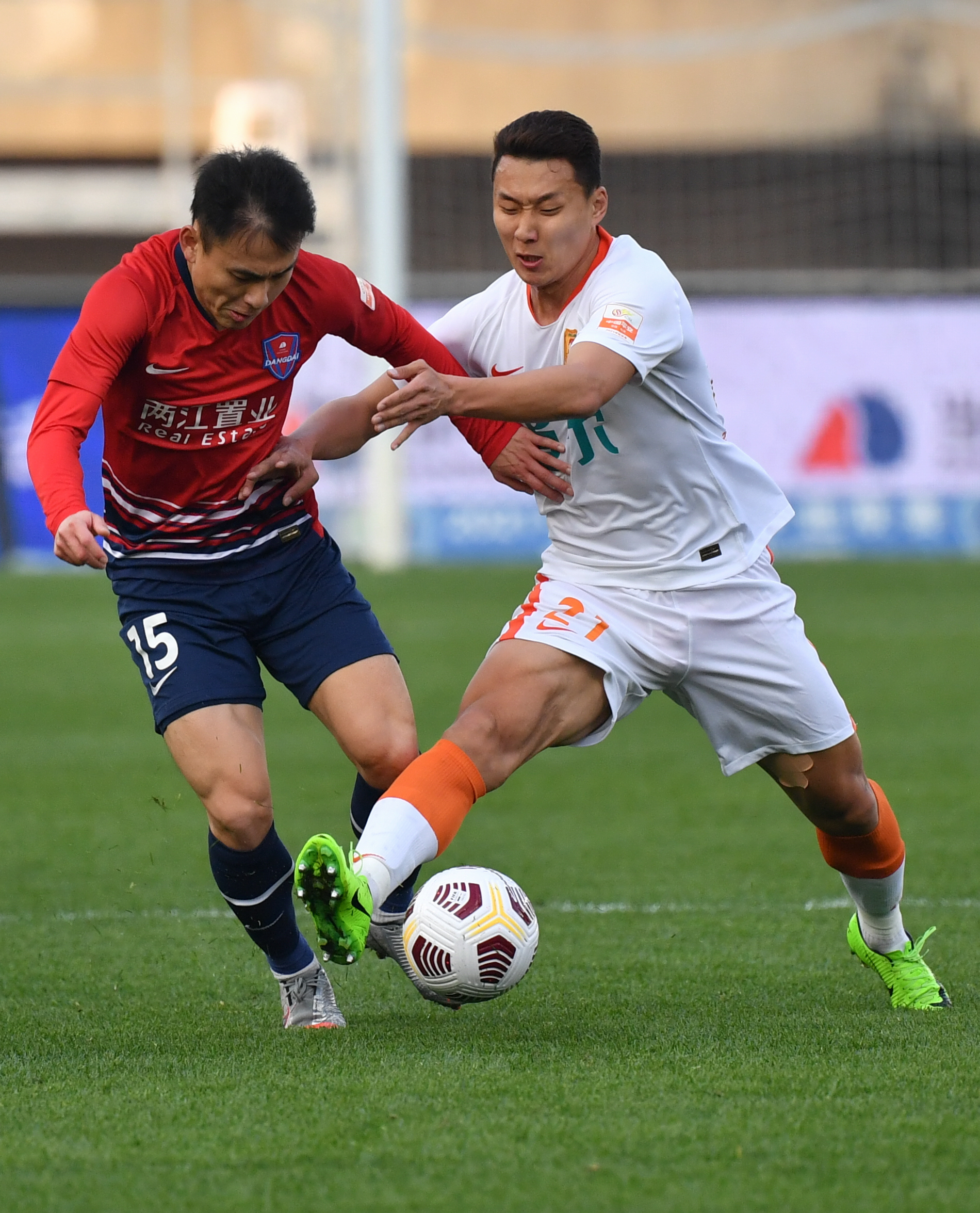 足球——中超:重庆两江竞技队战平武汉队|武汉市|重庆市|中超_新浪