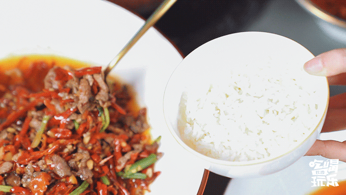 二十年辣味湘菜「辣得叫」降临长沙，邀你吃遍全场休闲区蓝鸢梦想 - Www.slyday.coM