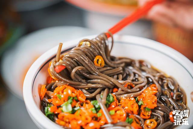 二十年辣味湘菜「辣得叫」降临长沙，邀你吃遍全场休闲区蓝鸢梦想 - Www.slyday.coM