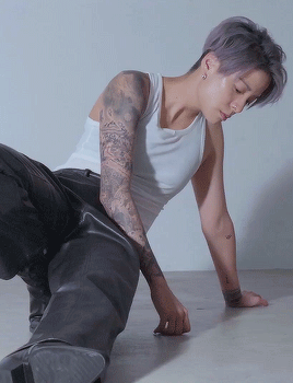 2021年1月,刘逸云加盟内地综艺节目《创造营2021》并担任"发起人团