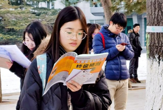 考研政治真题多选题规律，4个全选的题每年有多少个？休闲区蓝鸢梦想 - Www.slyday.coM