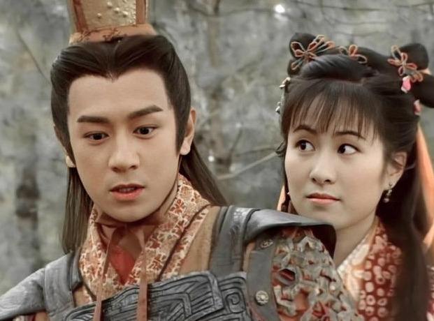 跟"杨戬"幸福多年,女儿都长大了__财经头条