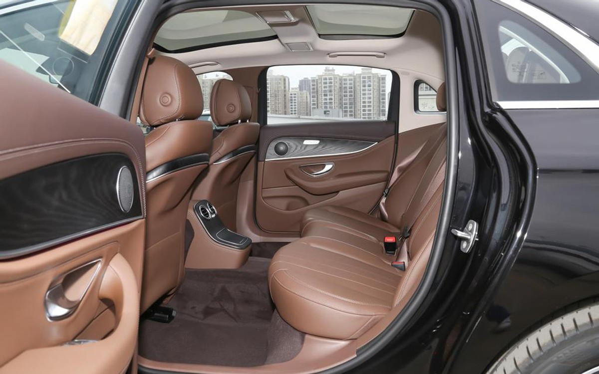 C级直降，奔驰全系轿车年底优惠盘点！